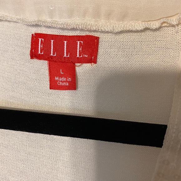 Ladies Elle Sweater w Sequin Button Trim - Picture 3 of 6